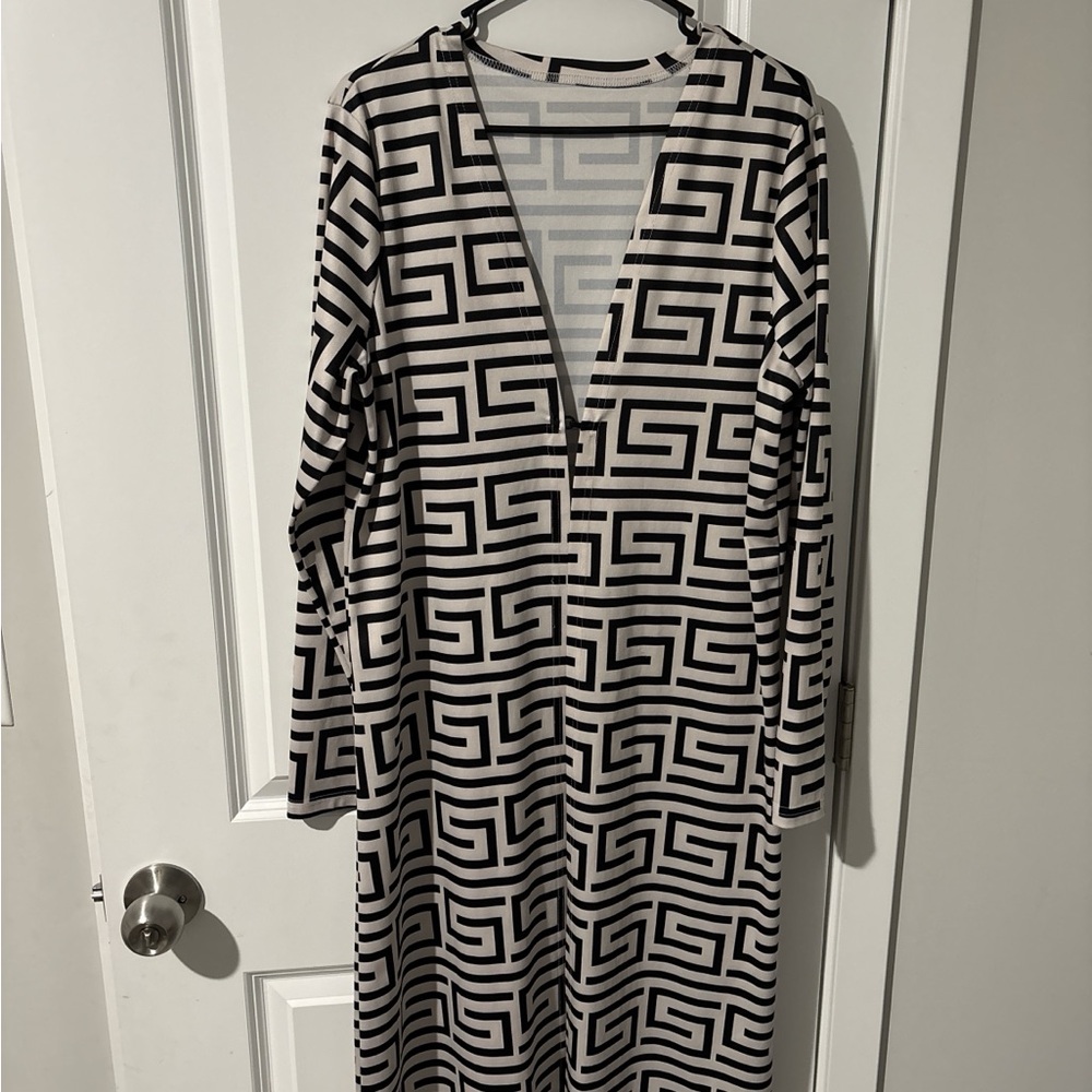 Geometric Black and White Women Dress